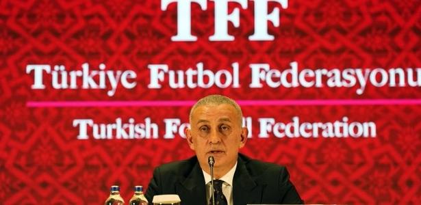 Futebol Turco em Crise: Justiça Ordena Detenção de 46 Envolvidos em Escândalo de Apostas – imagem do artigo