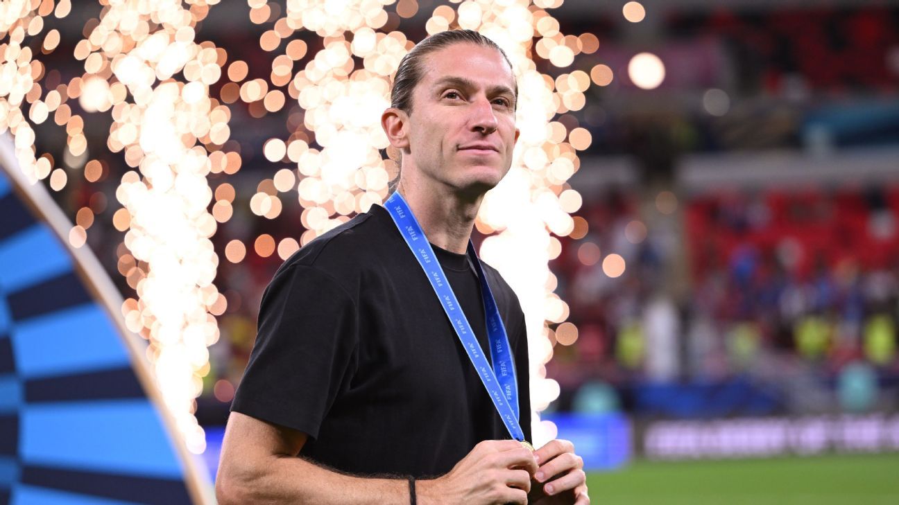 Flamengo mantém conversas com Filipe Luís para renovar contrato até o fim do mês