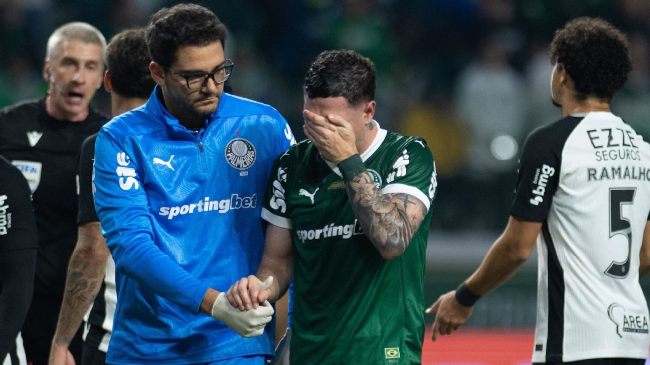 Aníbal Moreno desaba após expulsão e eliminação do Palmeiras na Copa do Brasil