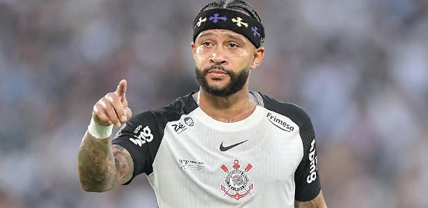 Casagrande critica valor milionário em contrato de clube brasileiro endividado