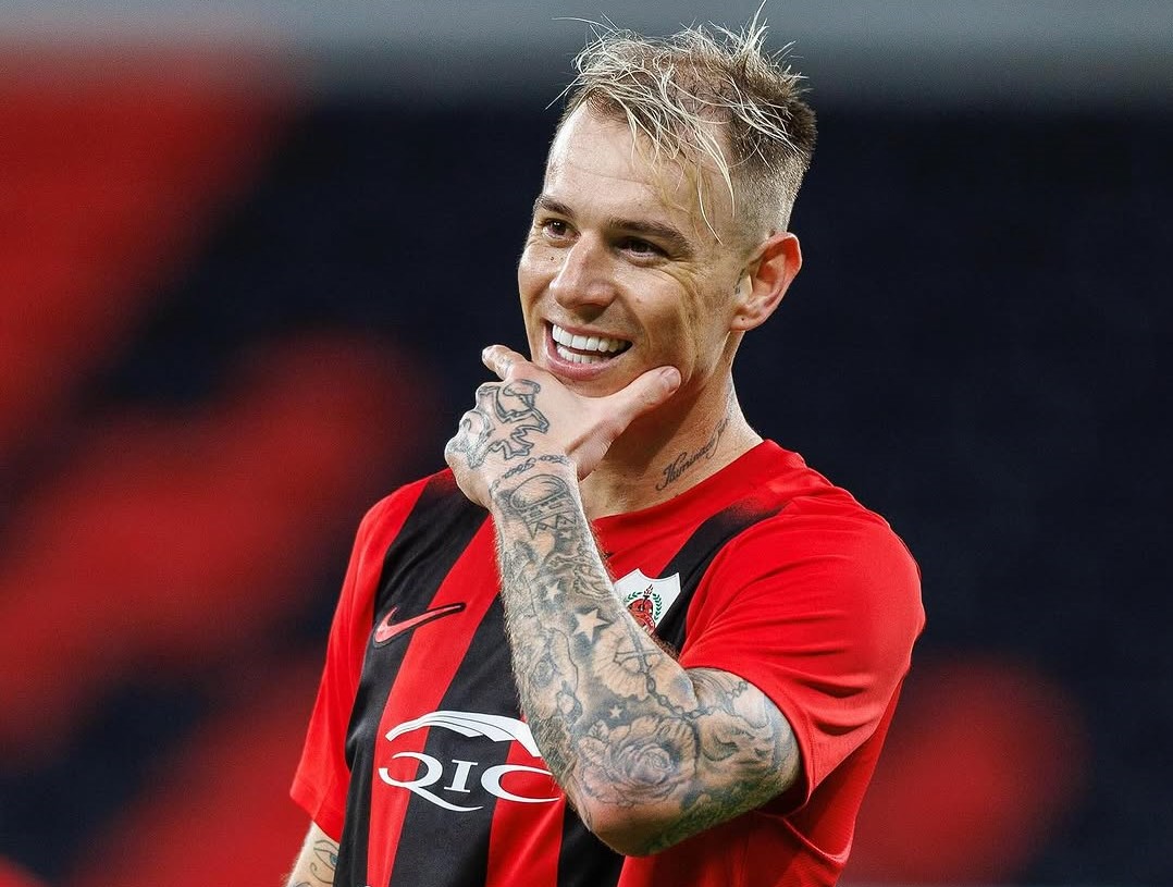 Róger Guedes renova contrato com o Al-Rayyan até 2027 e se destaca no Catar – imagem do artigo