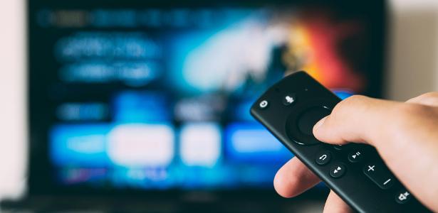 TVs com IA: Conheça as inovações que estão revolucionando a experiência na sala – imagem do artigo