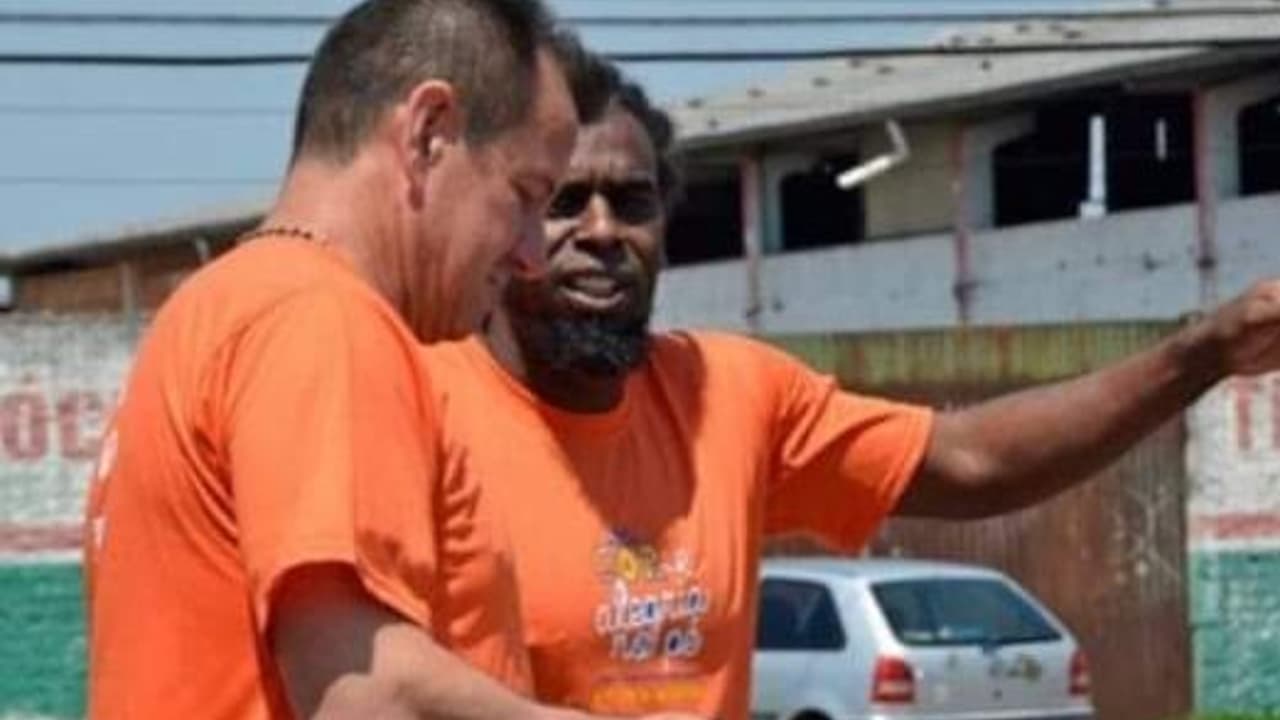 Ex-jogadores da Dupla Gre-Nal se reúnem para jogo beneficente em Porto Alegre – imagem do artigo