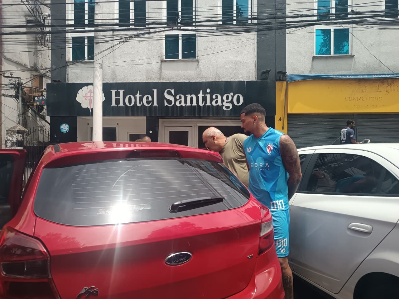 Jogador do Galícia é Solto Após Acusação de Estupro em Salvador – imagem do artigo