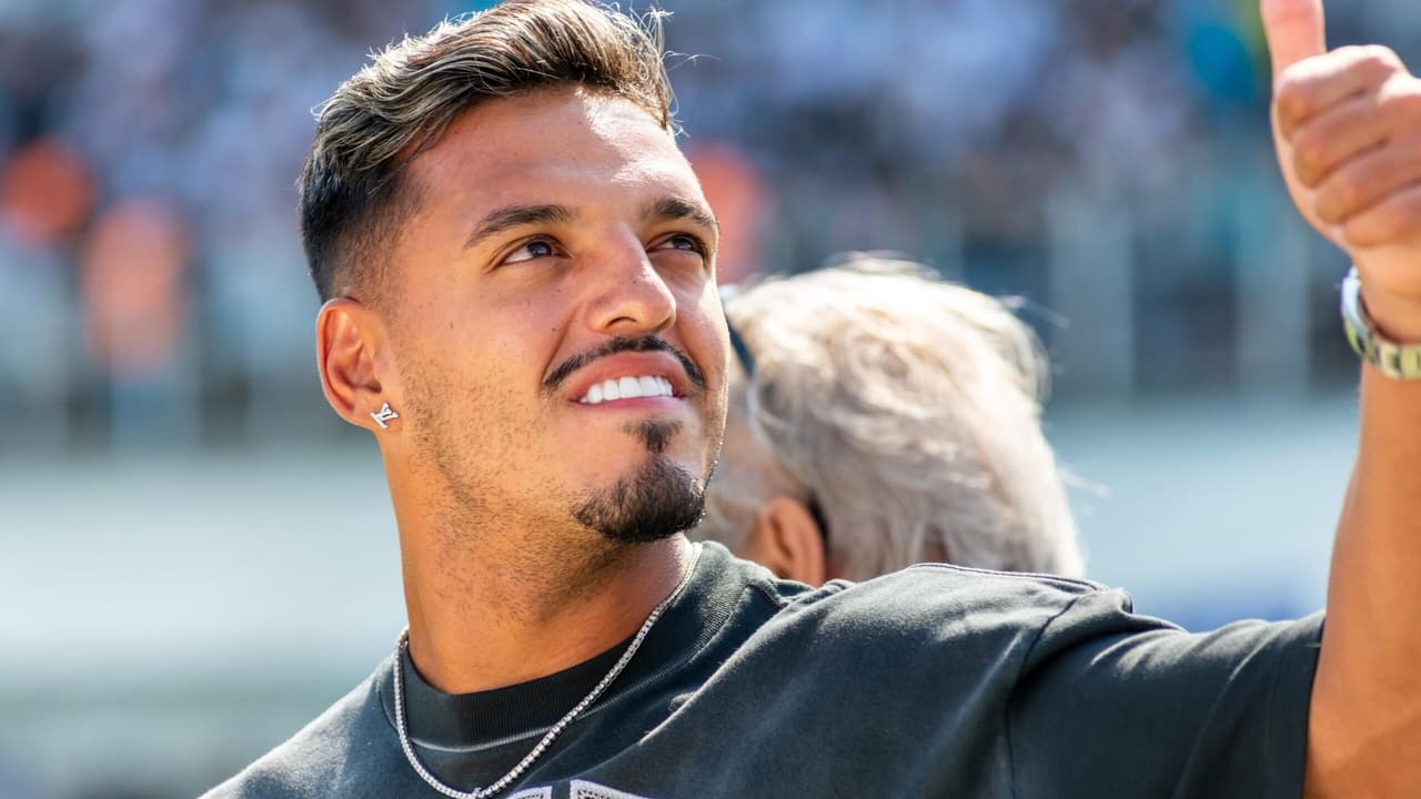 Gabriel Menino é anunciado pelo Santos e já fica à disposição para duelo contra o Palmeiras – imagem do artigo