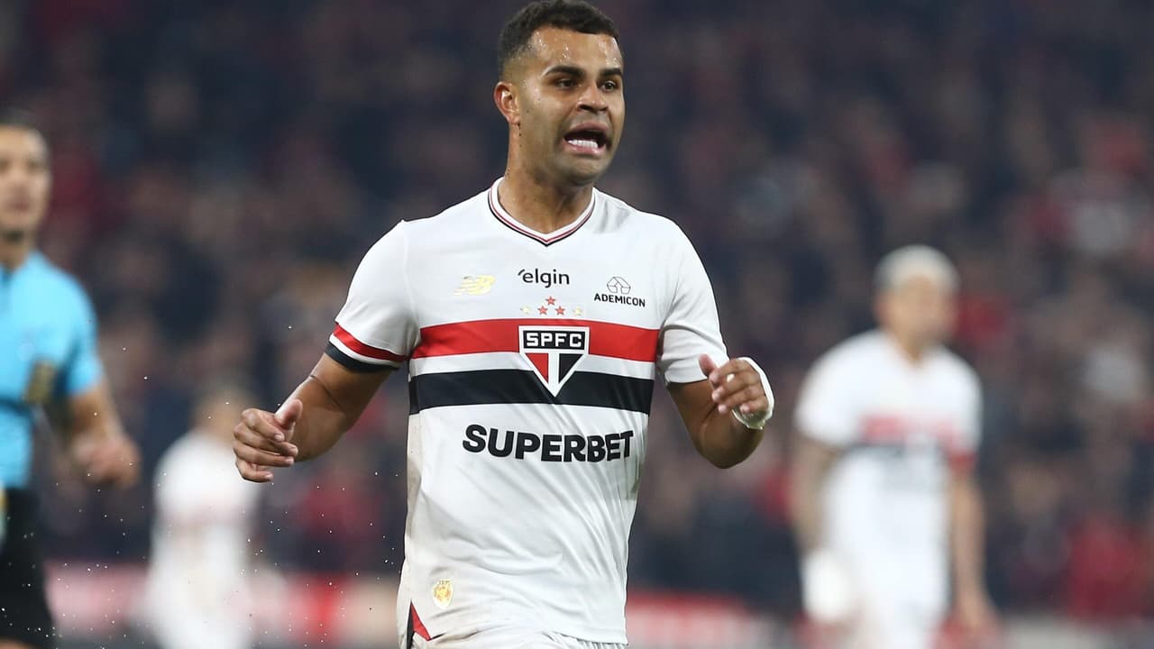 Por que a transferência de Alisson para o Corinthians ainda não foi oficializada? – imagem do artigo