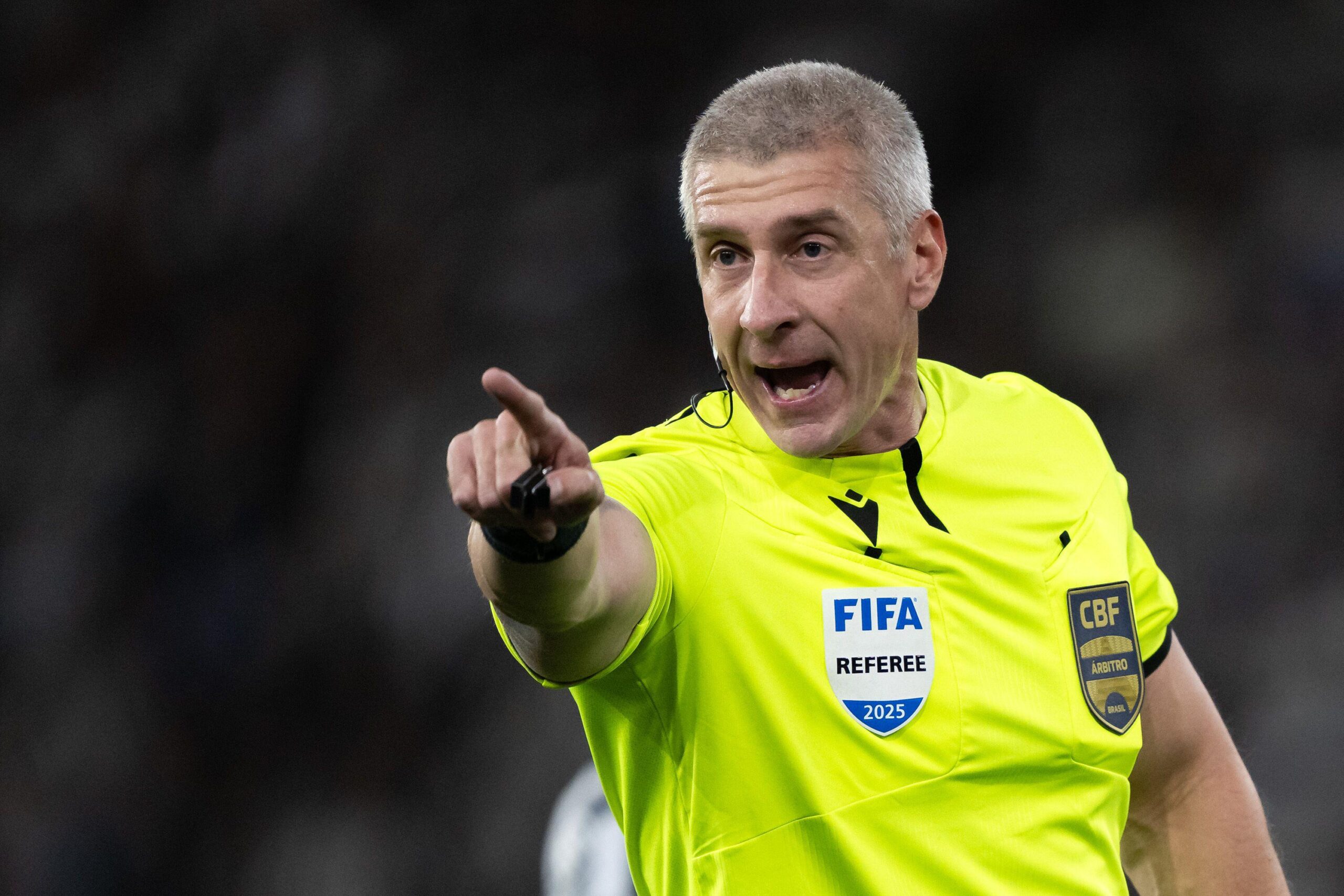 CBF lança programa inovador para transformar a arbitragem do futebol brasileiro em 2026