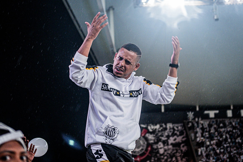 Torcida do Santos reclama dos altos preços dos ingressos para o duelo com Red Bull Bragantino