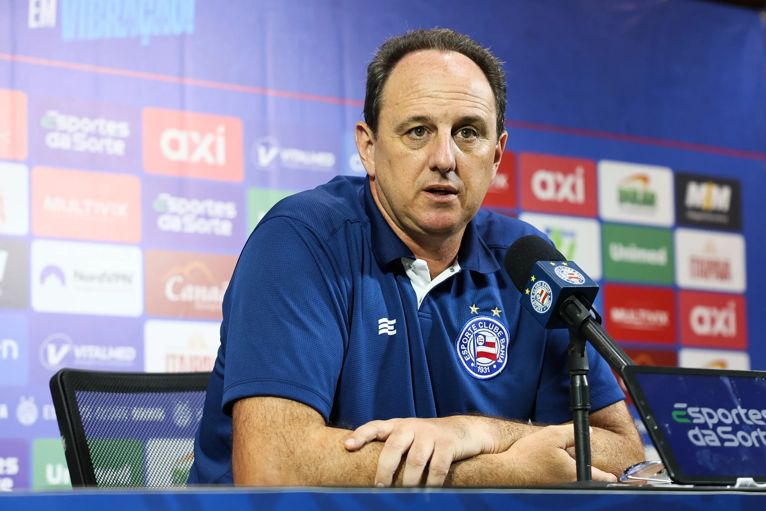 Técnico Rogério Ceni critica mudança de local e acusa favorecimento no futebol brasileiro