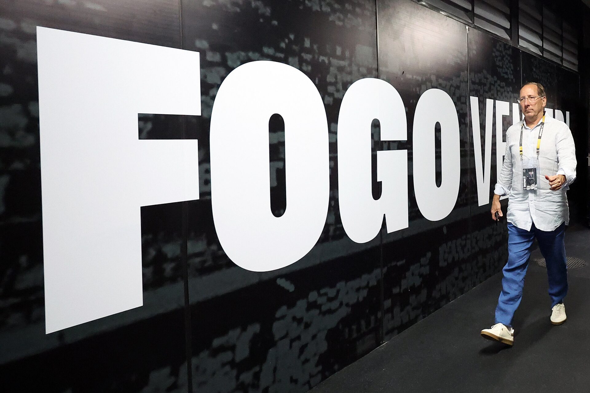 Botafogo entre vendas e desafios financeiros: o que esperar do time em 2024? – imagem do artigo