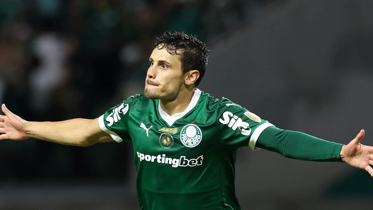 Raphael Veiga se despede do Palmeiras e embarca para empréstimo ao América-MEX