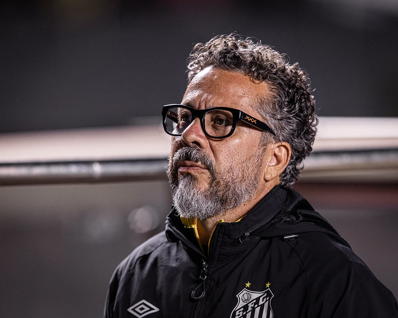 Cleber Xavier é anunciado como auxiliar técnico da seleção venezuelana após saída do Santos – imagem do artigo