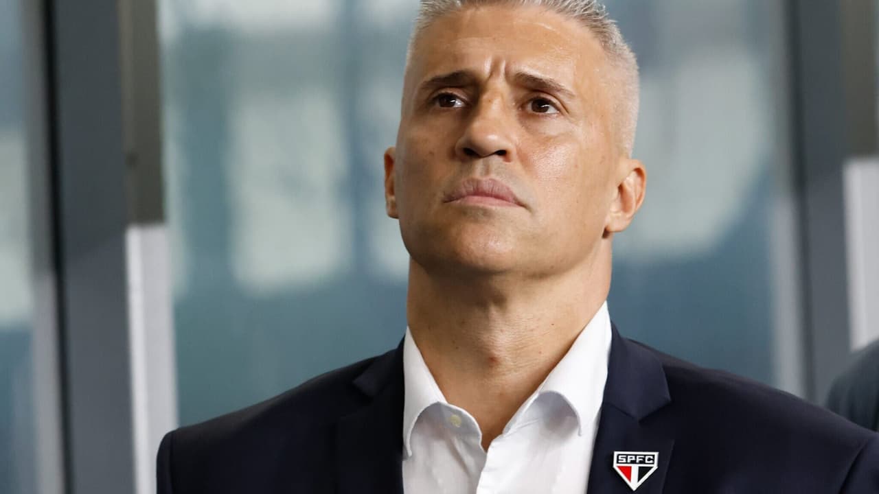 Palmeiras vence São Paulo por 3 a 1 e aumenta pressão sobre Hernán Crespo