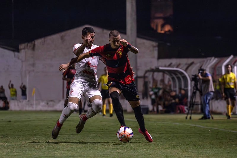 América avança pela primeira vez à terceira fase da Copinha após vitória nos pênaltis
