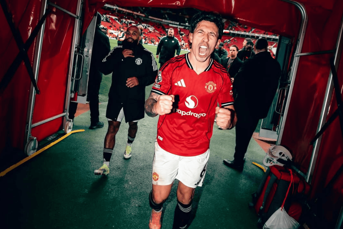 Lisandro Martínez responde Paul Scholes após vitória do United sobre City – imagem do artigo