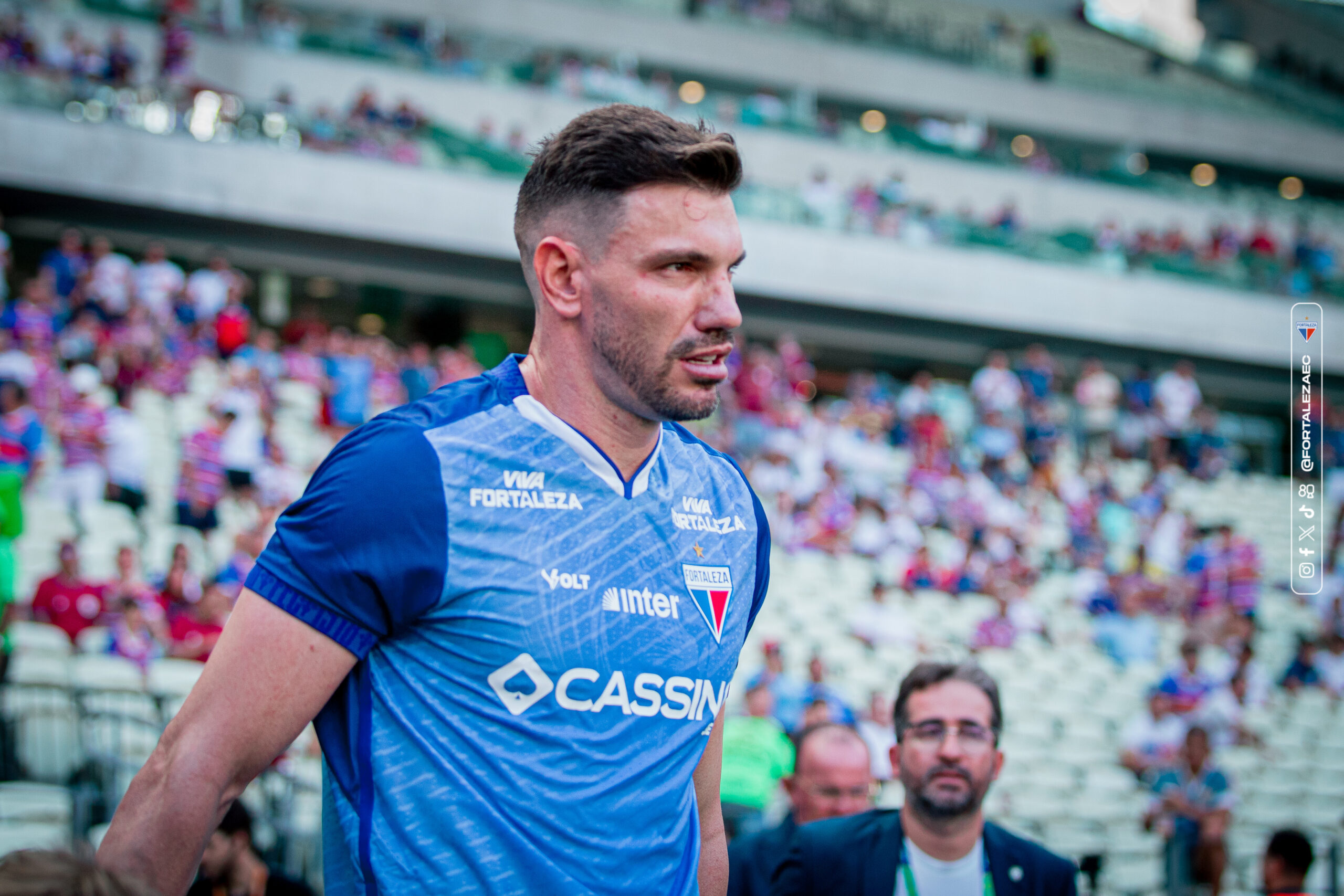 Corinthians se aproxima de reforços e mexe no elenco para 2024