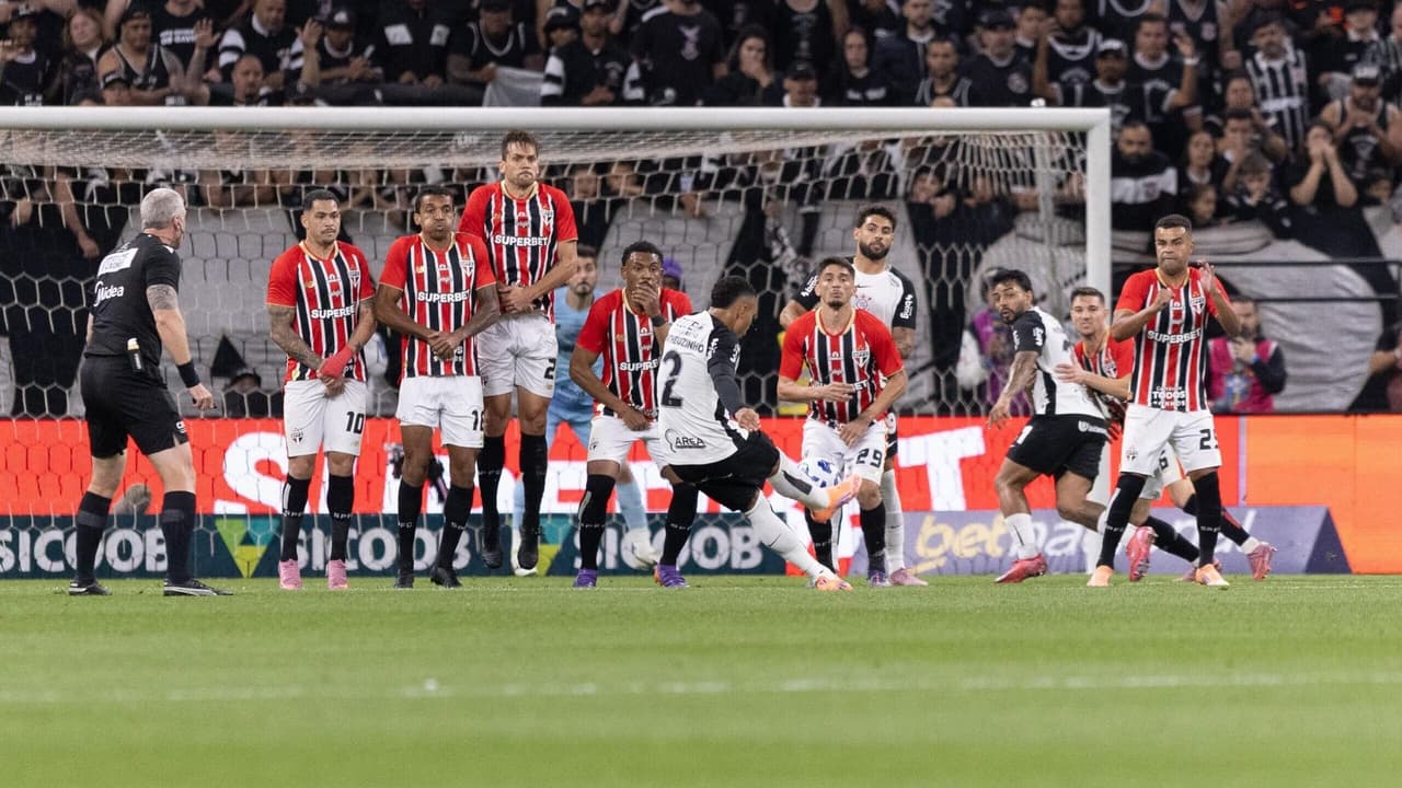 Crises no Corinthians e São Paulo: por que um clube vence e o outro naufraga?