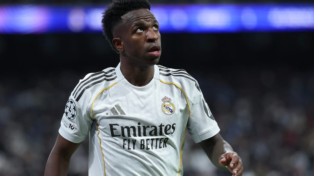 Agenda Completa do Futebol neste Sábado: Jogos Imperdíveis na Europa e Brasil