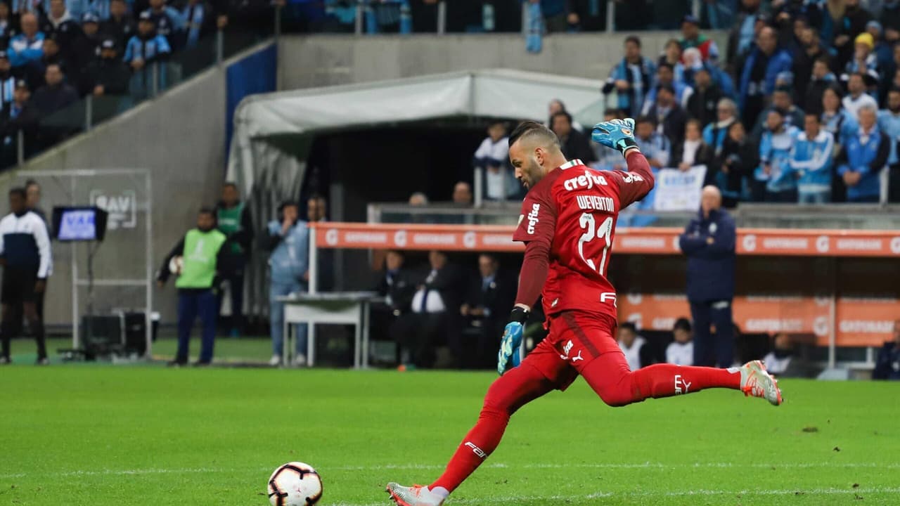 Grêmio aposta em Weverton para encerrar crise na meta após saída de Grohe – imagem do artigo