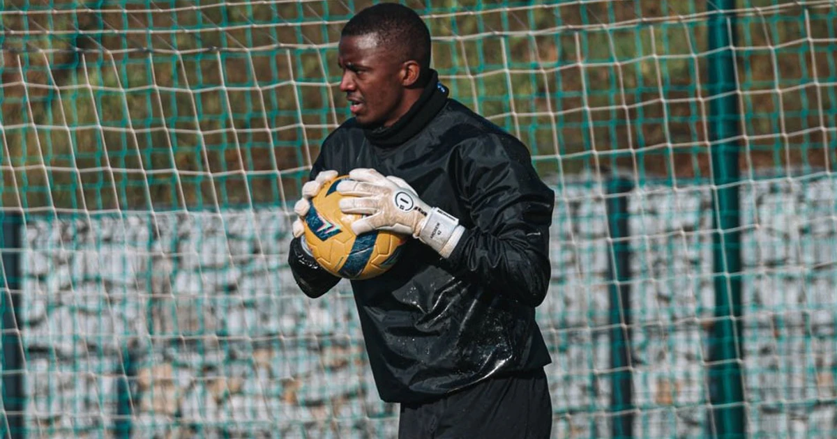 Flamengo entra forte na disputa com Botafogo por goleiro Andrew – imagem do artigo