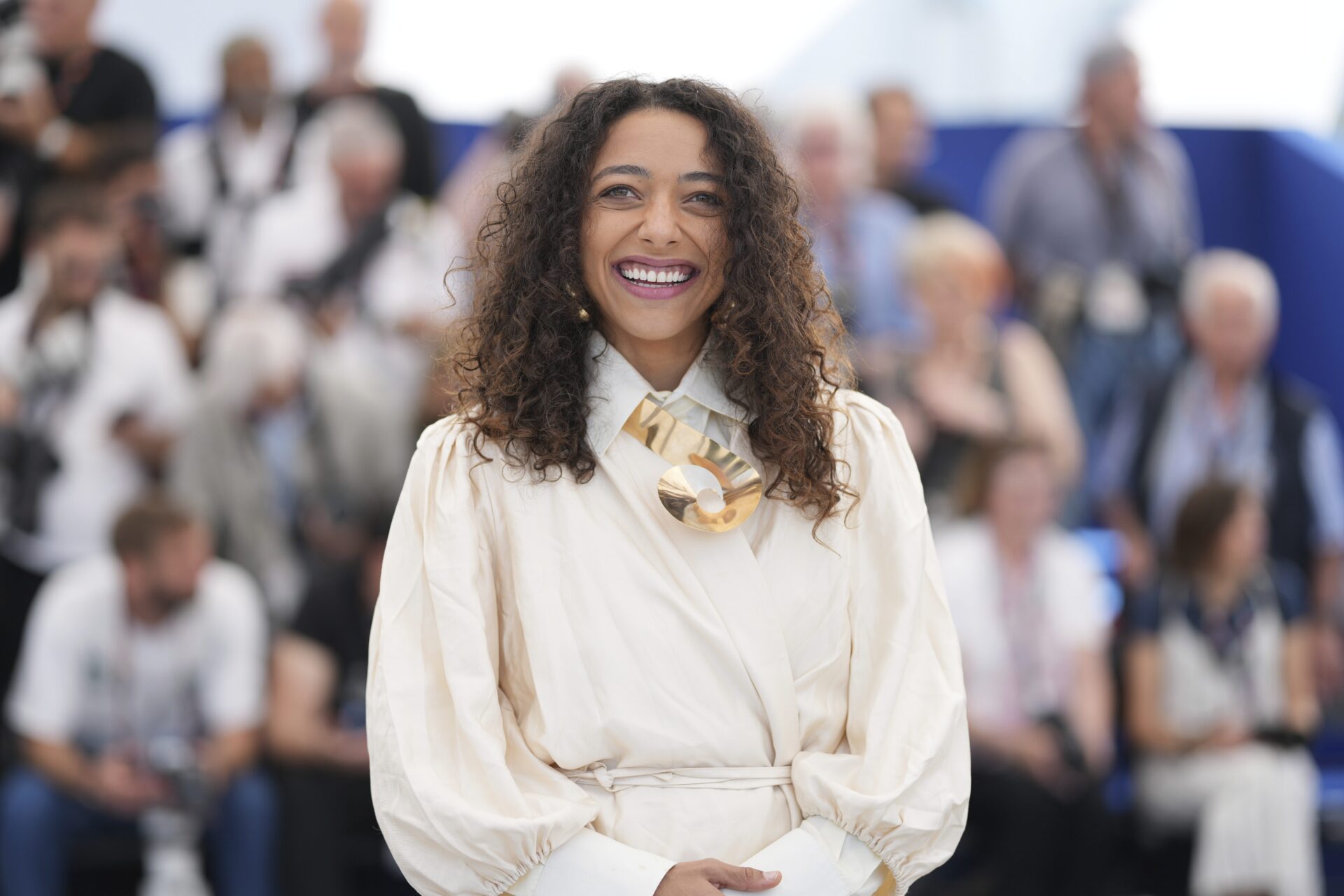 Alice Carvalho entre a glória do Globo de Ouro e a despedida de Titina Medeiros – imagem do artigo