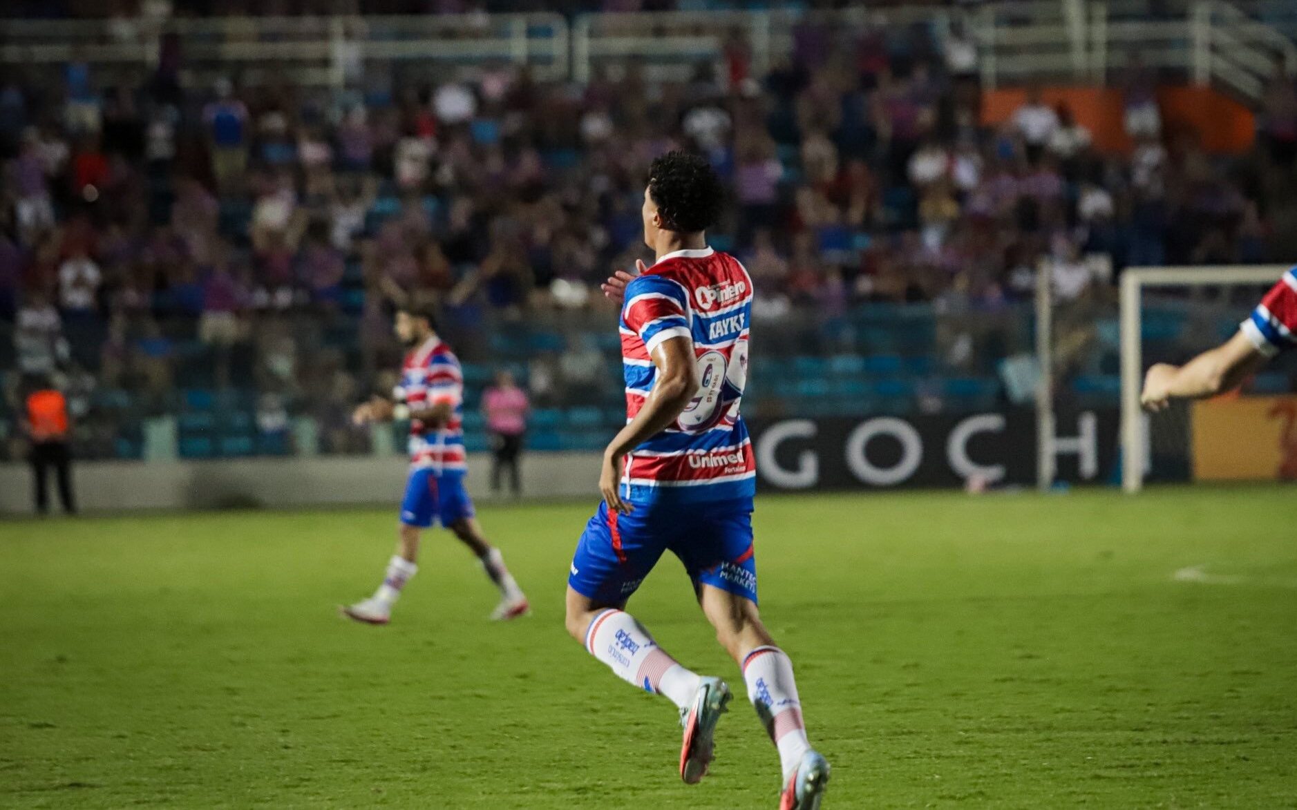 Kayke brilha no Fortaleza e volante Ronald reforça o elenco para 2026 – imagem do artigo