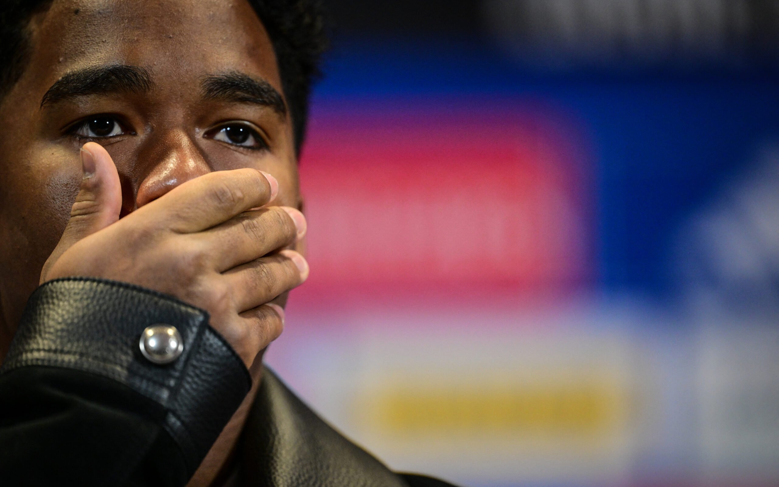 Endrick brilha no Lyon e mostra versatilidade que pode valorizar sua vaga na Seleção