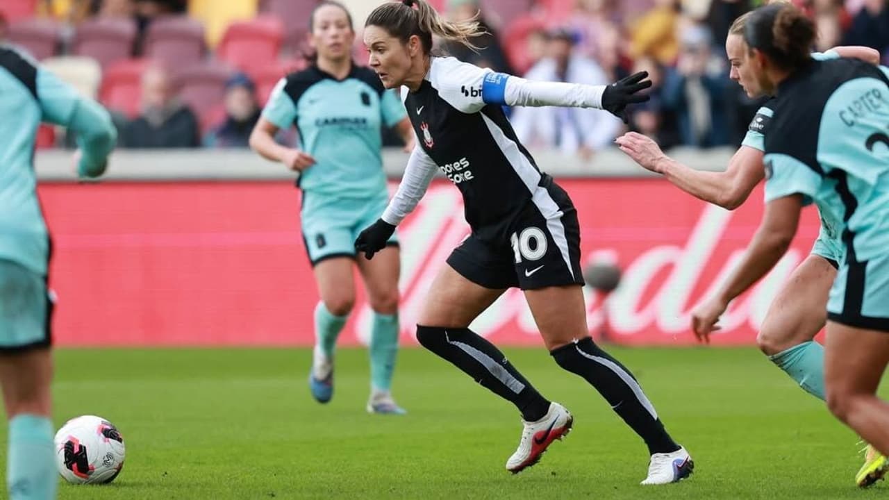 Corinthians garante vaga na final da Copa dos Campeões com gol de Gabi Zanotti