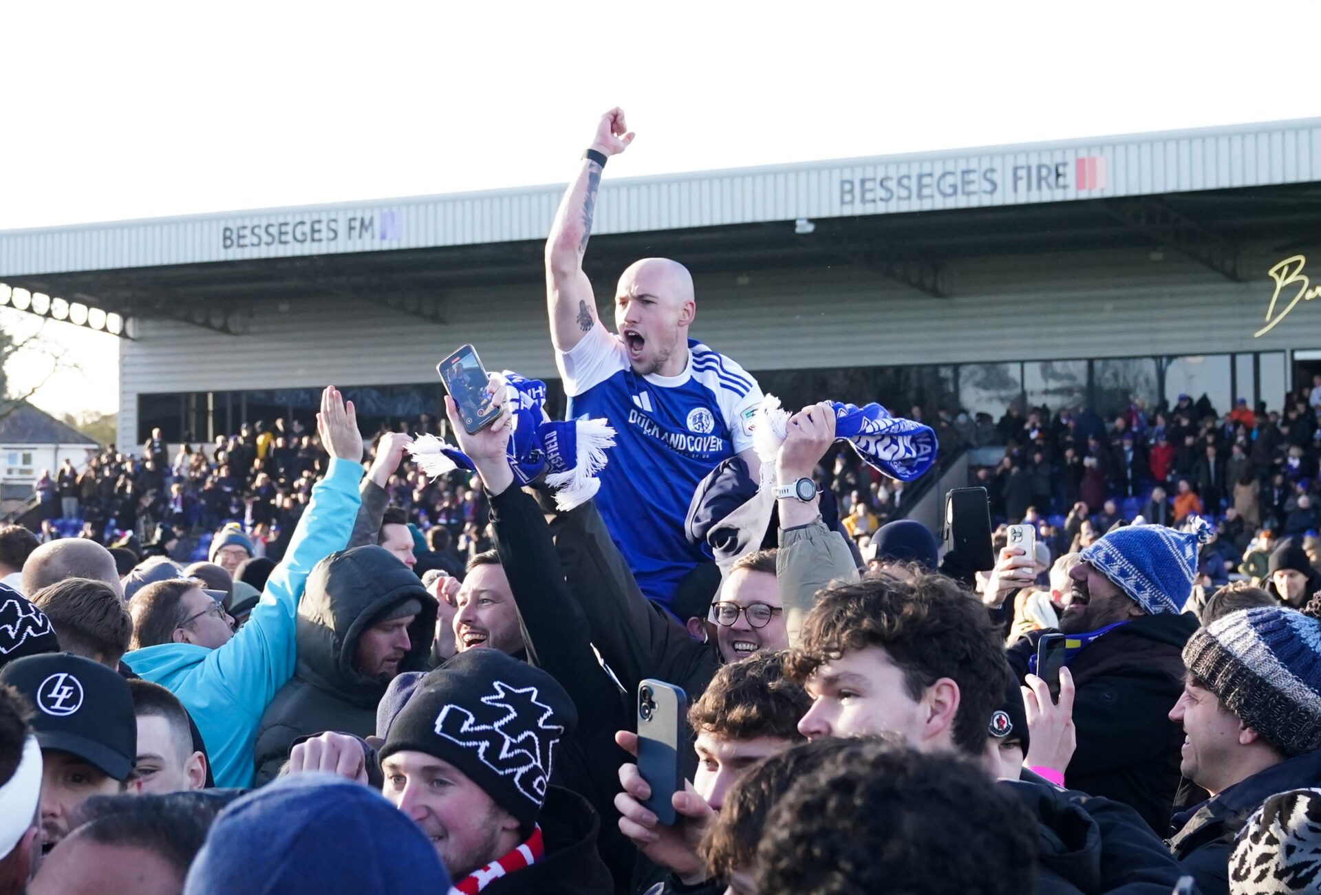 Macclesfield FC surpreende e elimina Crystal Palace na Copa da Inglaterra – imagem do artigo