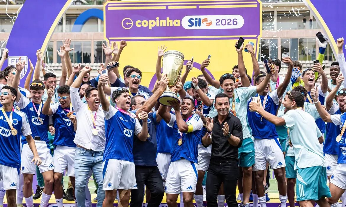 Cruzeiro brilha na Copinha e conquista bicampeonato invicto após 19 anos