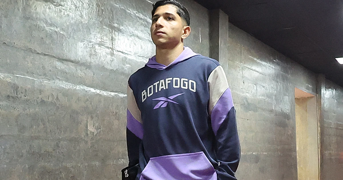 Savarino deve chegar ao Brasil e pode destravar troca entre Botafogo e Fluminense