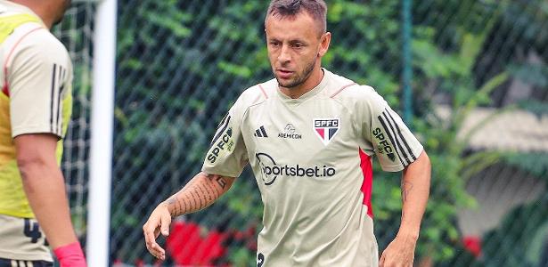 Rafinha critica gestão no São Paulo e alerta sobre clima no vestiário – imagem do artigo
