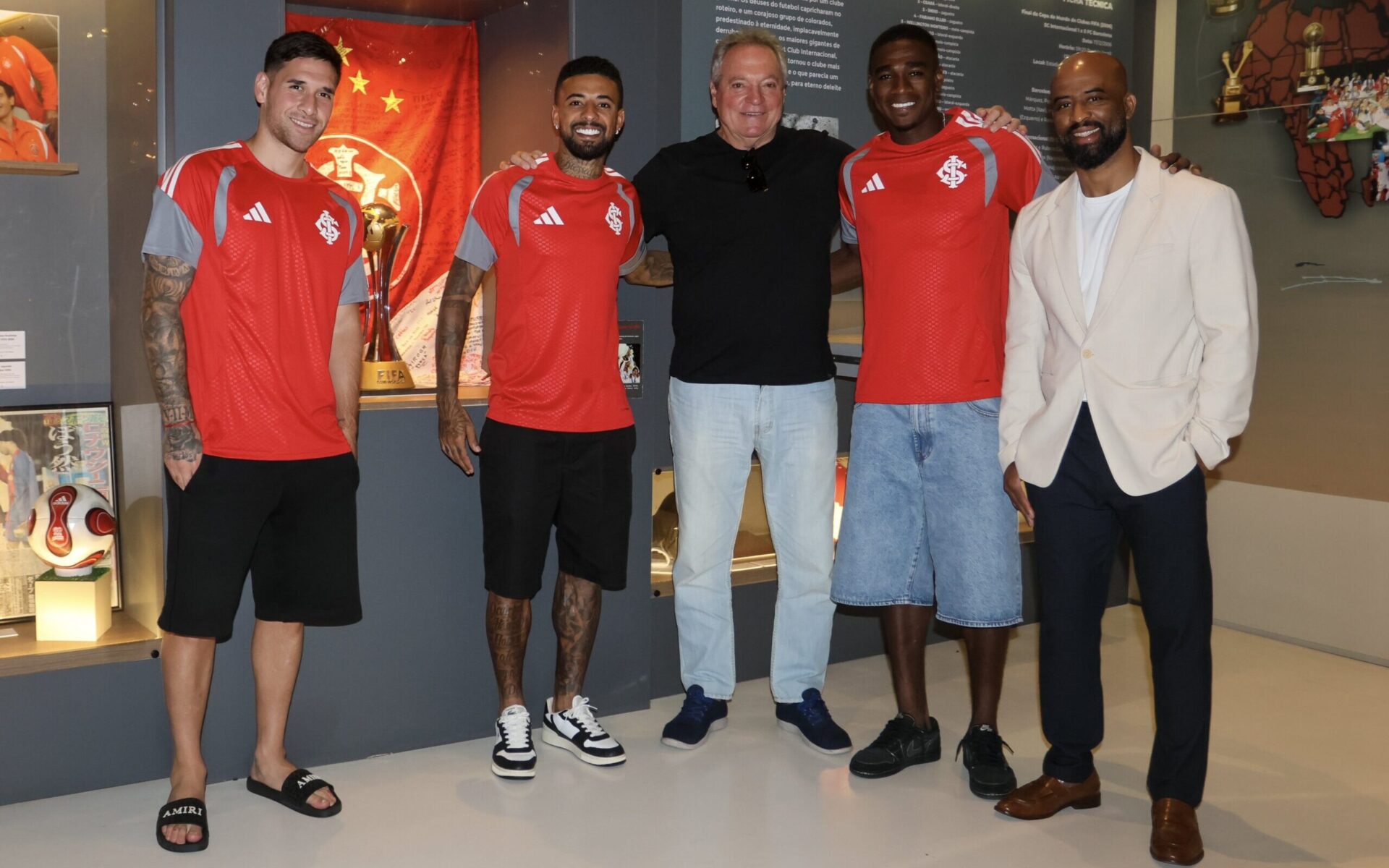 Internacional adota aulas sobre história do clube para novos reforços no Beira-Rio