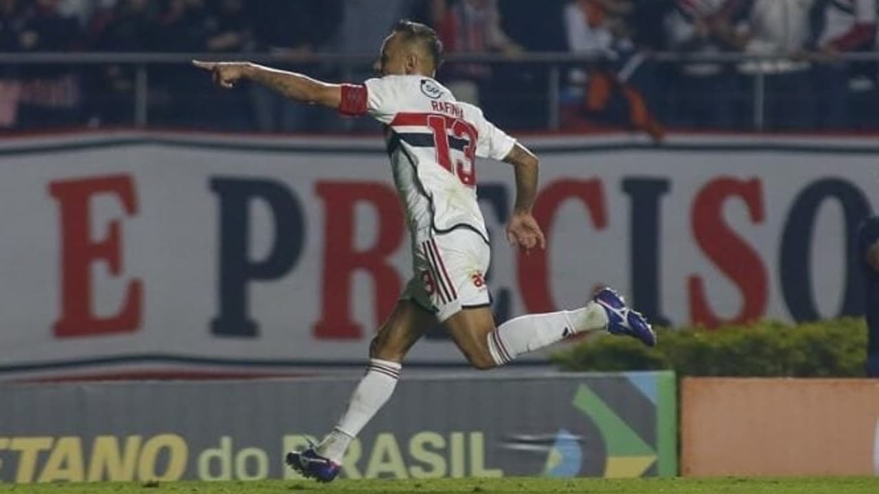 Rafinha está perto de assumir coordenação de futebol no São Paulo após saída de Muricy
