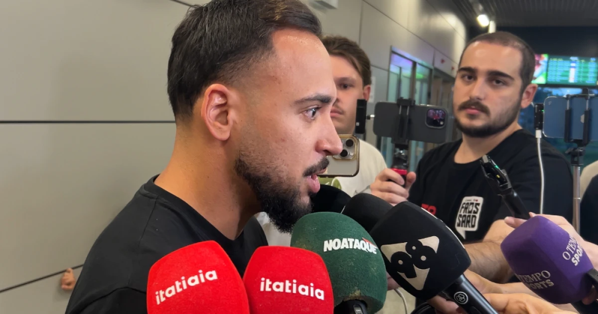 Maycon chega a BH e fala sobre seu futuro no Atlético: “Projeto muito atrativo”