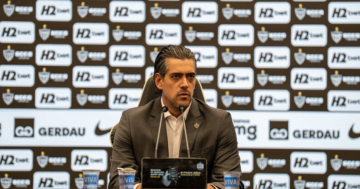 Paulo Bracks descarta atrito com Hulk e reforça desejo do Atlético pela permanência do craque – imagem do artigo