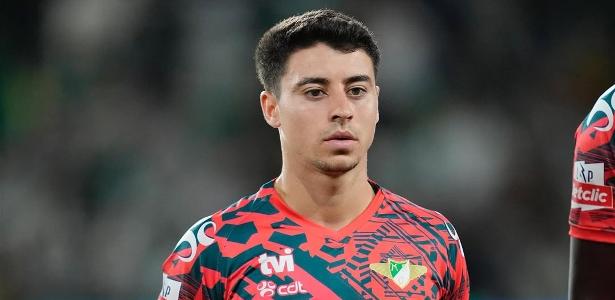 Vasco Sousa deixa hospital após 39 dias de recuperação complicada no Porto