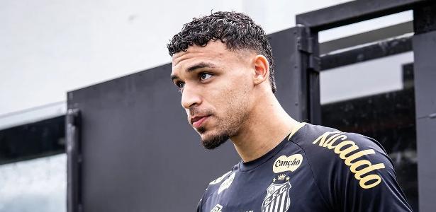 Victor Hugo perto de fechar com Atlético-MG e fica fora dos treinos do Santos – imagem do artigo