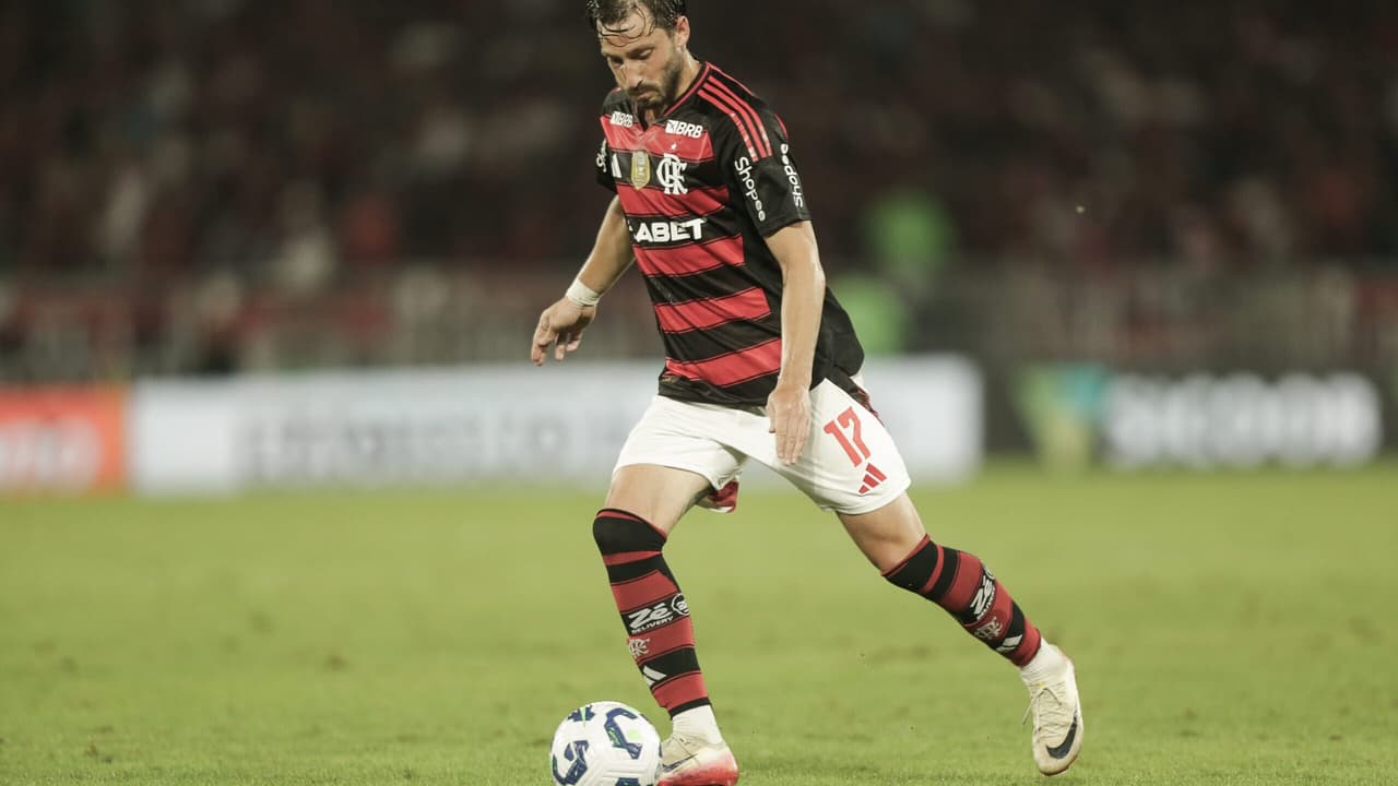 Matías Viña perto de fechar empréstimo ao River Plate após período difícil no Flamengo – imagem do artigo