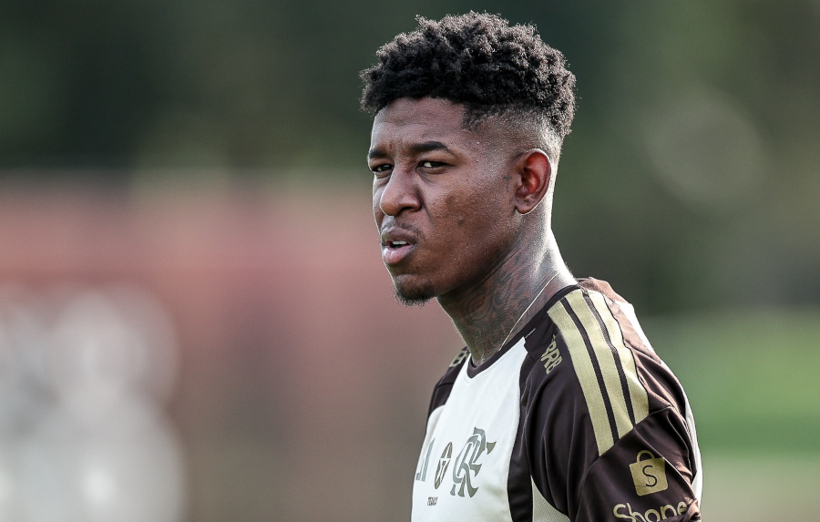 Flamengo muda estratégia e deve escalar profissionais contra Vasco no Maracanã – imagem do artigo