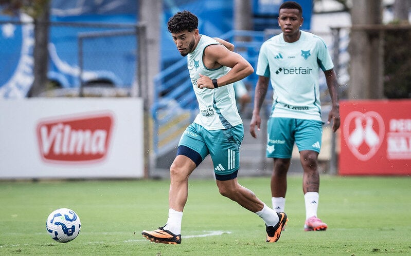 William se firma como o lateral mais decisivo da Série A pelo Cruzeiro – imagem do artigo