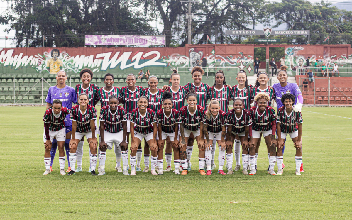 Fluminense profissionaliza futebol feminino e garante contrato a todas as jogadoras – imagem do artigo