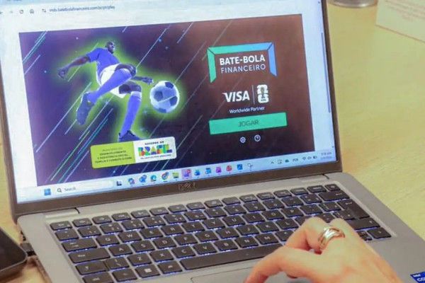 Bate-Bola Financeiro: Jogo que Ensina Educação Financeira Usando o Futebol – imagem do artigo