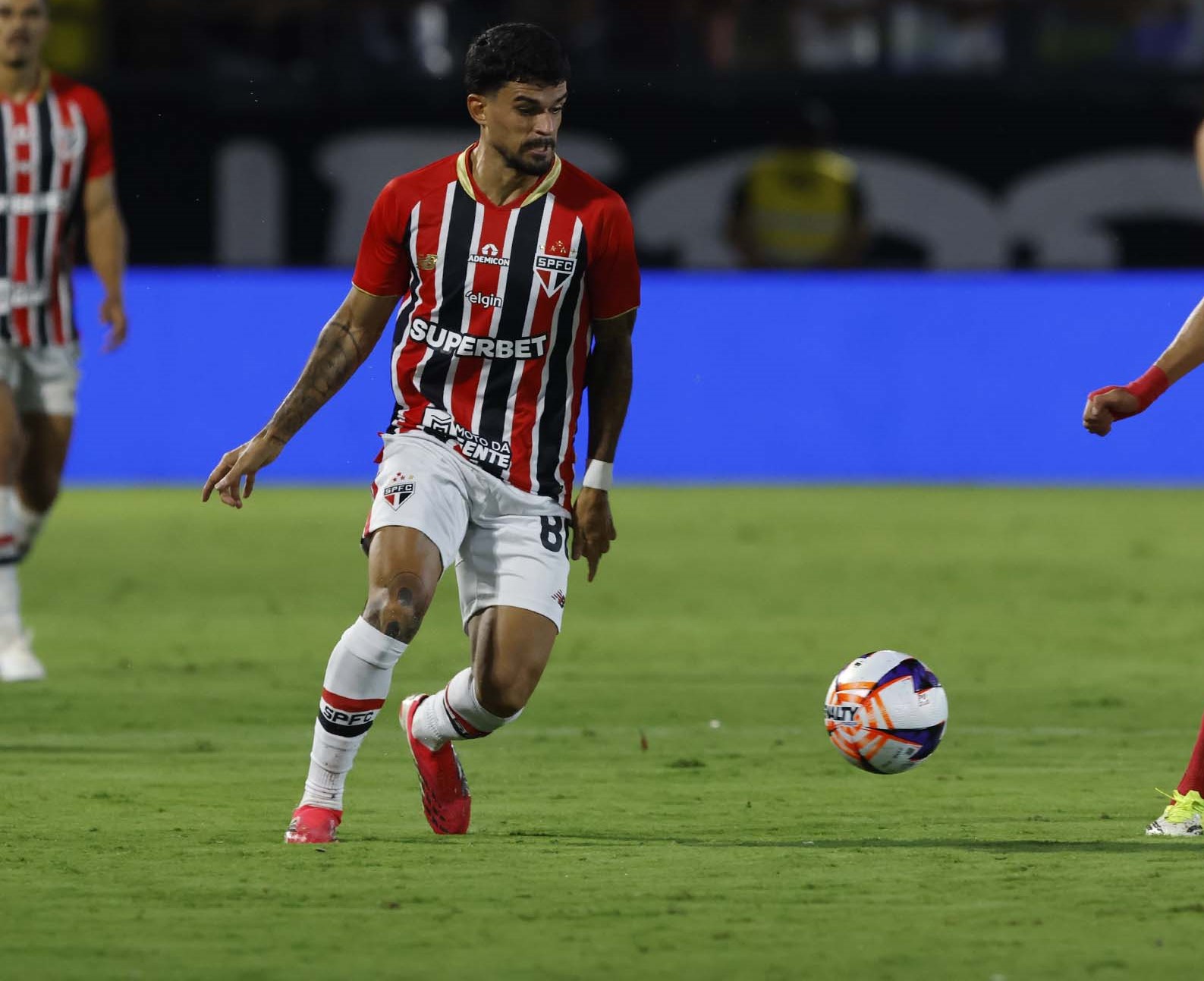 São Paulo enfrenta dilema entre Brasileiro e Paulista com time misto contra Coritiba – imagem do artigo