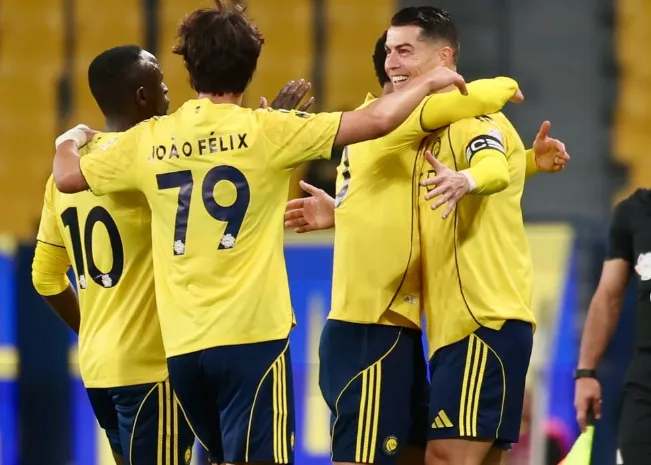 Cristiano Ronaldo brilha e lidera Al-Nassr em goleada na Liga Saudita – imagem do artigo