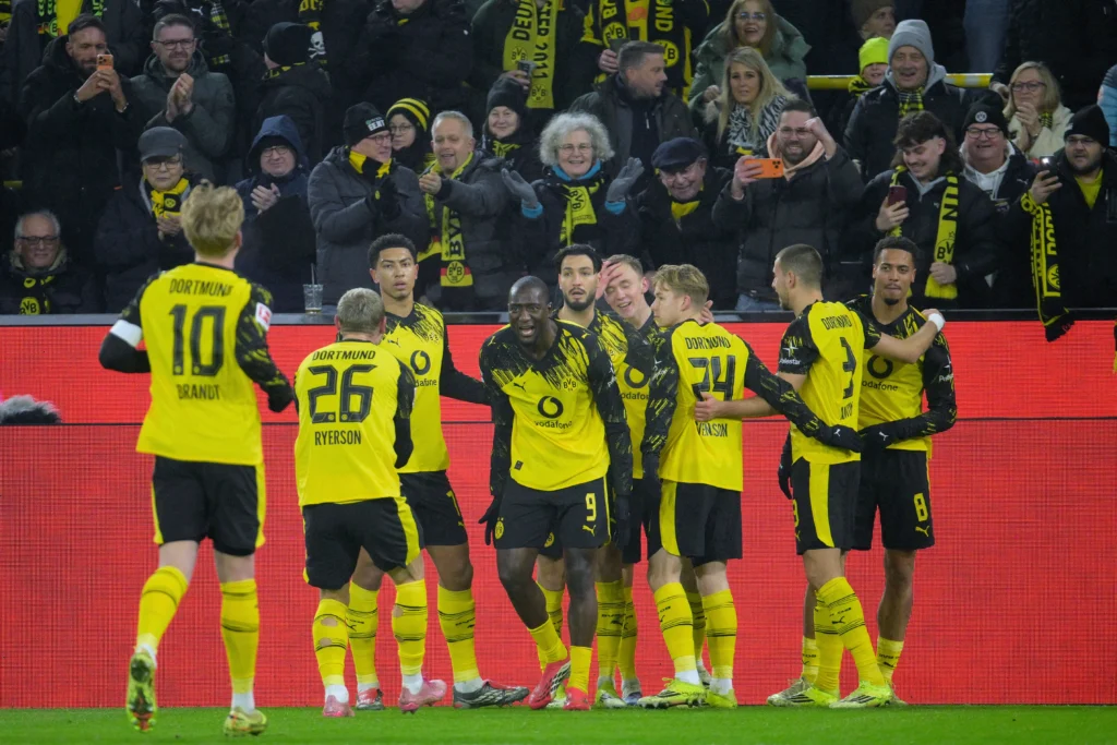 Borussia Dortmund e Atalanta se enfrentam em duelo decisivo pela Champions League