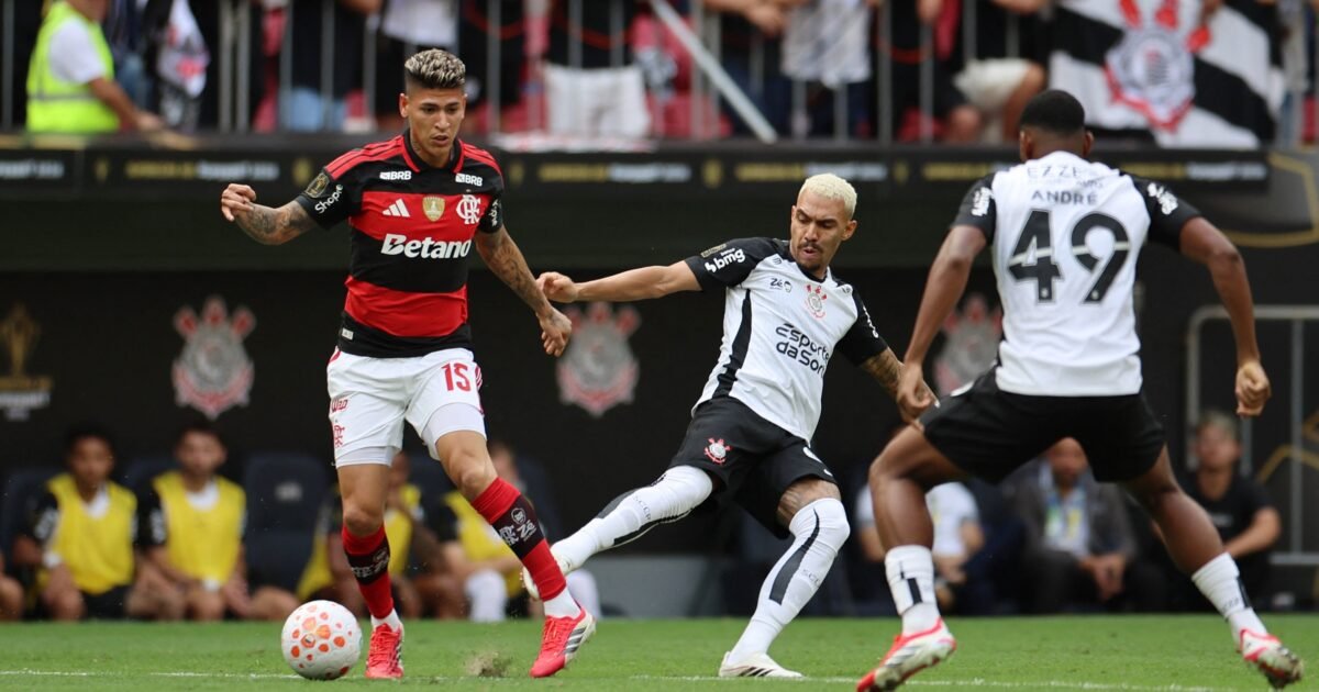 CBF esclarece expulsão polêmica e queda do VAR na final da Supercopa Rei