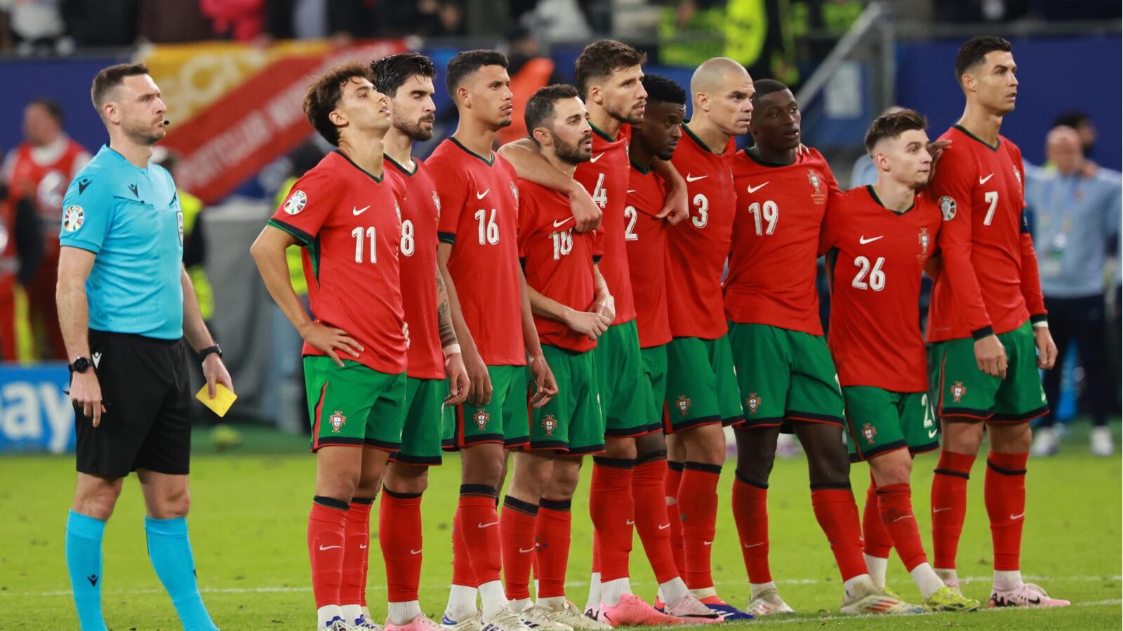 Por que Portugal perde seus astros do futebol para o exterior em 2026? – imagem do artigo