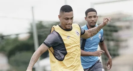 Bryan Silva, jogador do Itabirito, é preso após confusão em bloco de BH