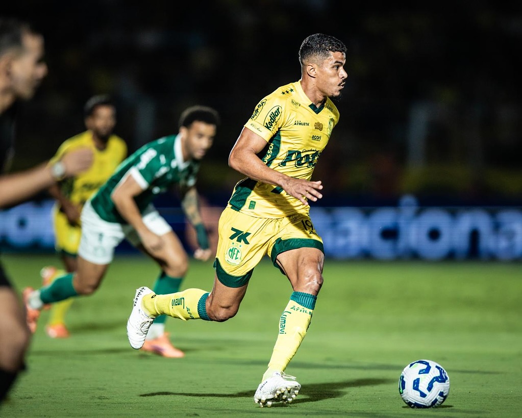 São Paulo está prestes a anunciar Lucas Ramon como novo reforço para 2026 – imagem do artigo